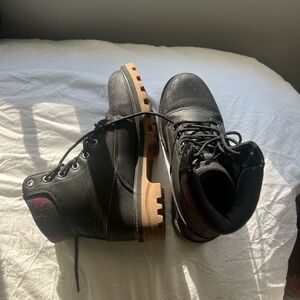 Women’s Black Lugz boots size 8